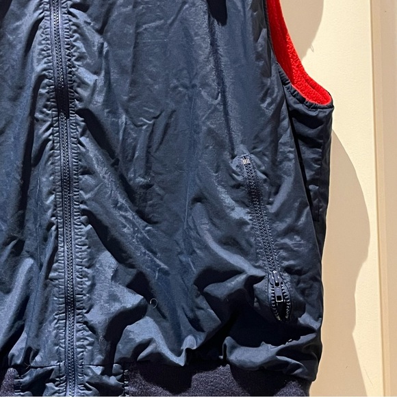 vintage woolrich navy blue and red sherpa lined vest - Picture 3 of 5